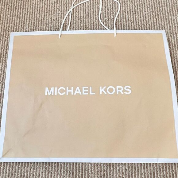 Michael Kors Beige Tote Bag 19x15 - Picture 1 of 6